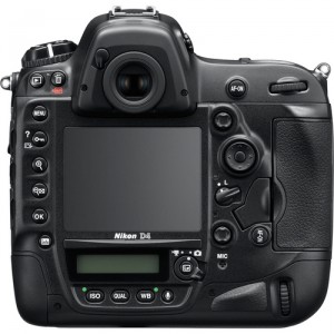 Nikon D4, kamera canggih penuh tombol